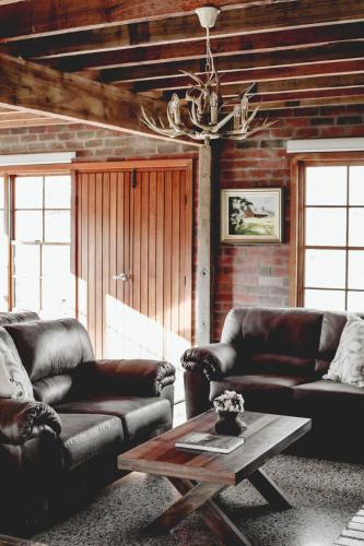 Gables Riverside Retreat in Jugiong