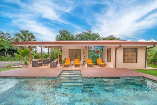 Buitenkant, Casa Oasis La Fortuna Private Pool AC & WiFi 100 mbps in Fortuna