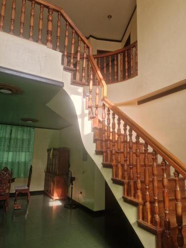 Traveler's Comfort Inn