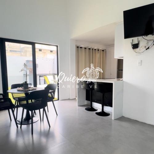 gedeelde lounge/tv-ruimte, Tucacas Casa del Mar Caribe in Tucacas