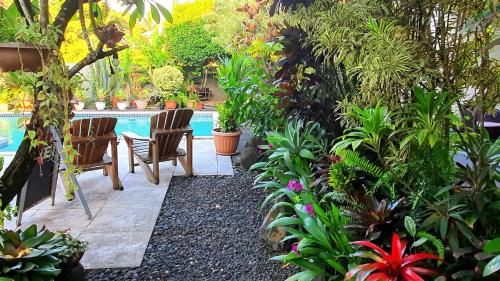 Kert, Vaea Hotel Samoa in Lalovea