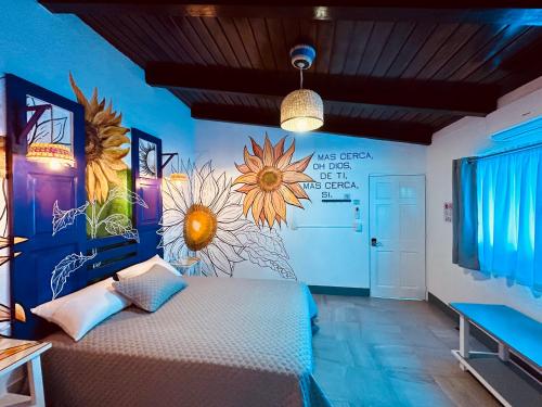 Hotel y Arte Antigua by Amazing Guatemala Travel in Антигуа Гуатемала