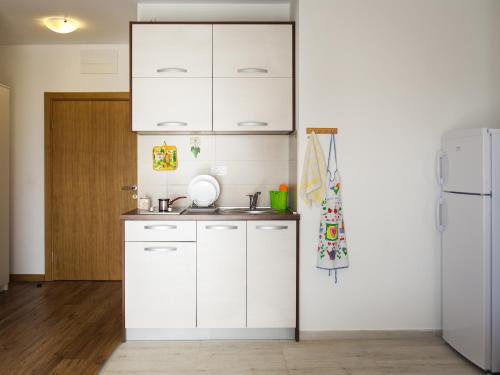 Apartments Viktoria - image 10