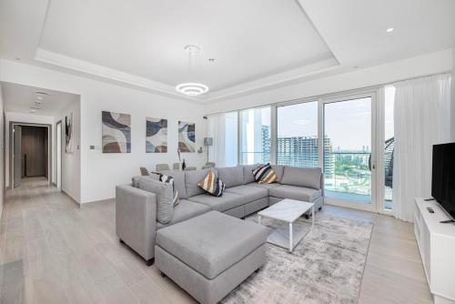 Medore Entire Brand New Flat in Dubai, Dubái