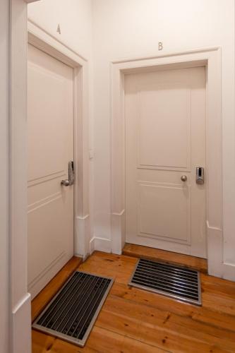 Chic 1-Bedroom in Cais do Sodré - Modern and Central - image 10
