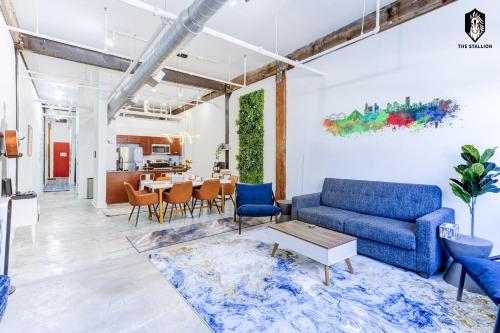 멤피스 (TN) The Stallion #106 - Walk to Museums, Luxe Loft with free gated parking 4성급 싱글룸 객실