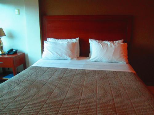 Double Room image 2