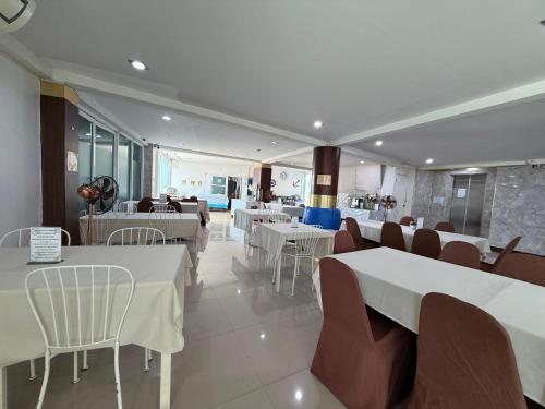 Bed by Cruise@Samakkhi-Tivanont near The Government Lottery Office