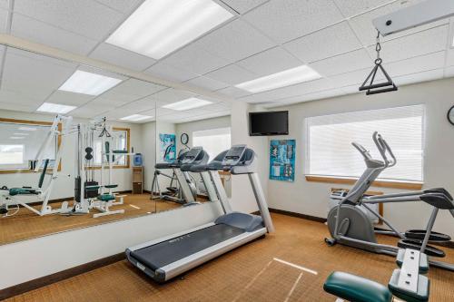 Sleep Inn & Suites Charles City - image 11