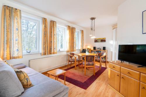 One-Bedroom Apartment with Balcony