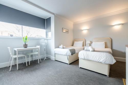 1 Riverside Apartments Room Type - Superior Apartment
