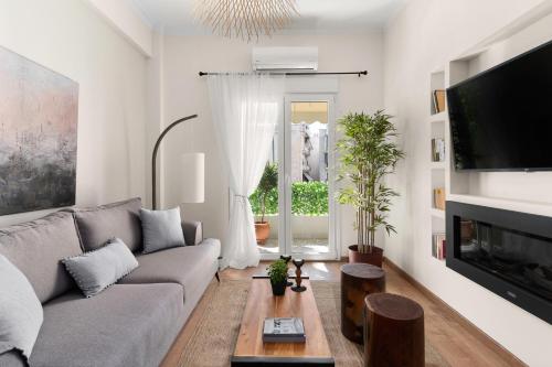 Elegant&Cozy 2BD Historic Center next to metro, Athens