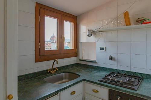 Spectacular 1BR stunning views - image 9