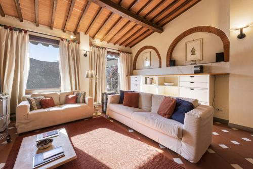Dimora San Frediano by MMega, Florence