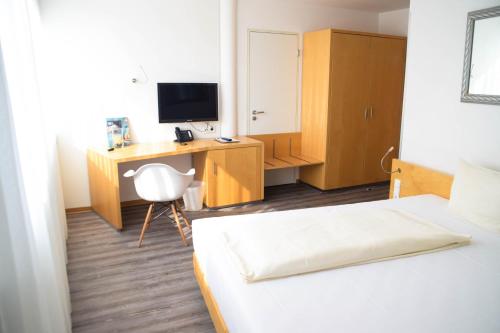 Cristall Hotel - image 14