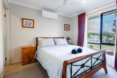 Entire house near North Lakes, Brisbane, Australia in Kallangur