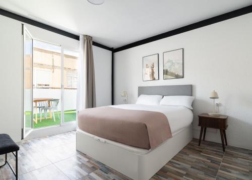 Limehome Almeria Hernan Cortes 5
