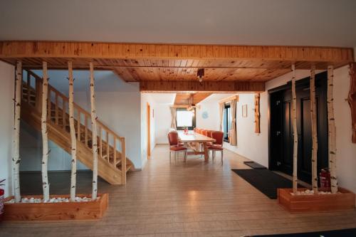 Casa Cristian in Panaci
