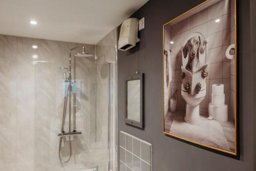 Heron's Perch- A pond-side retreat with cinema room Heron's Perch- A pond-side retreat with cinema room