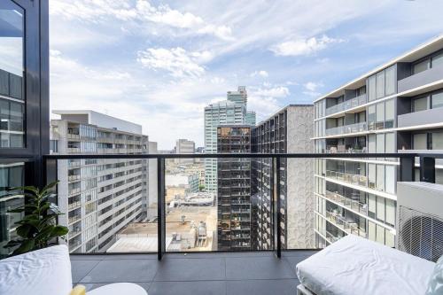 Luxe Southbank Retreat free car park, Pool, Sauna near Royal Botanic Gardens Victoria