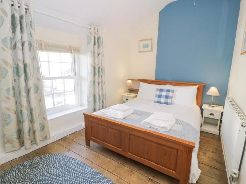 Ty Gwyn Aberdovey - main image