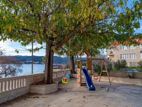Villa Ponar with Swimming Pool