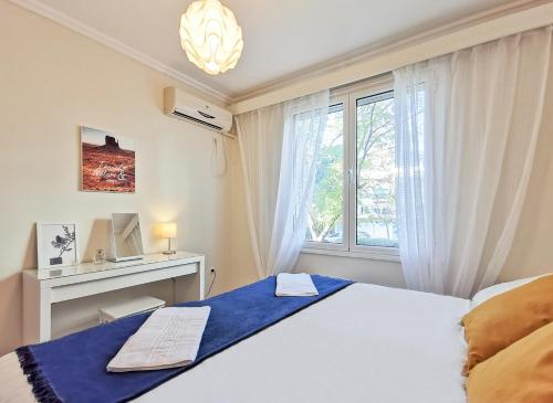 Charming 2BD apt next to metro station, Atene (foto 10)
