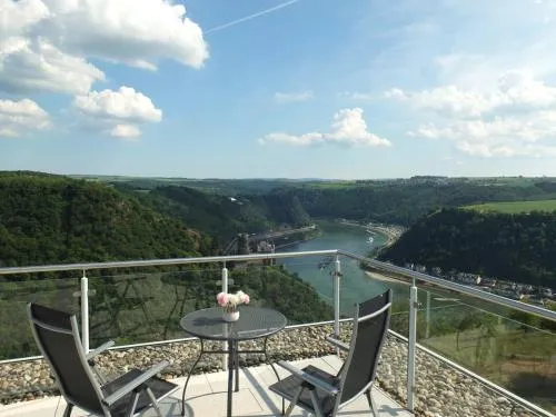 Penthouse für 2 Personen mit Dachterrasse und Rheinblick in Patersberg, Deutschland