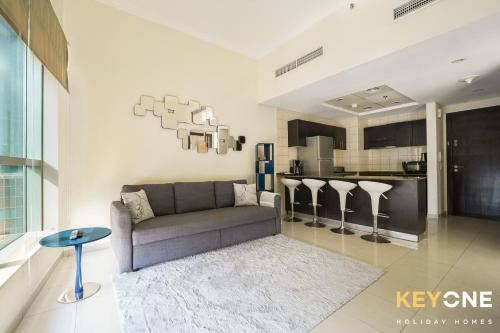 Contemporary One Bedroom with Full Marina View, Dubaj (fotografie 6)