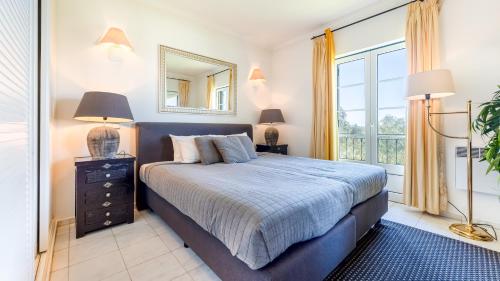 1 BDR Flat With Pool - 125D Gramacho by LovelyStay, Estômbar (foto 4)