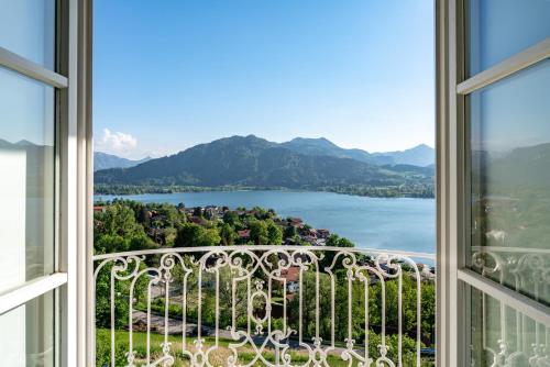 Kilátás, Das Tegernsee in Tegernsee
