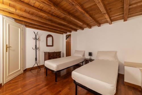 Via del Lavatore Private Apartments, Roma (foto 5)