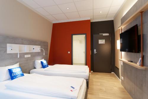 ibis budget Hotel BONN SÜD Königswinter Room Type - Superior Twin Room with Shower