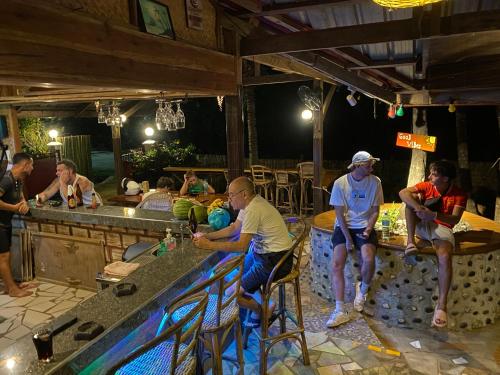 B&R Hostel Nagtabon