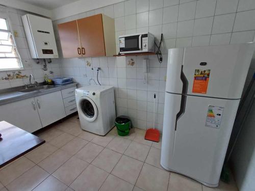 One-Bedroom Apartment with Balcony and City View image 7