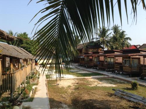 A Hotelcom Smile Resort Homestay Koh Rong Island - 