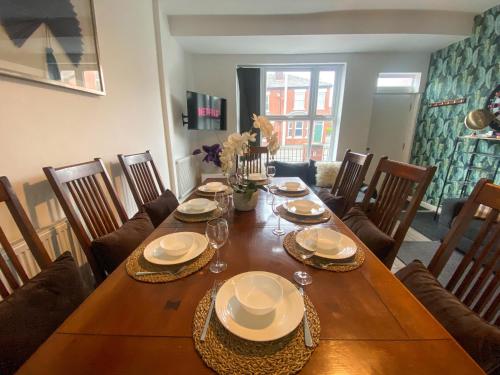 5 bedroom Luxury Townhouse near City Centre, sleep 16, Manchester (fotografie 4)