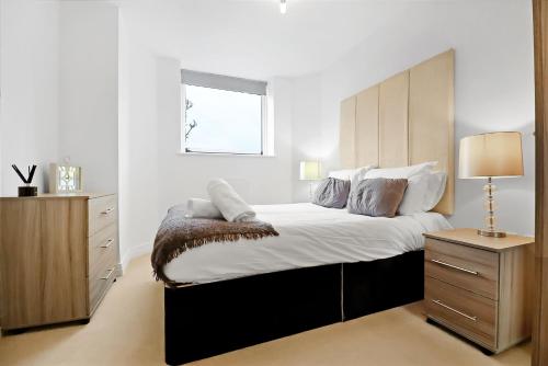 Portfolio Apartments - Stevenage Luxury Apartment in สตีเวนเนจ