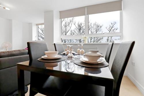 Portfolio Apartments - Stevenage Luxury Apartment in สตีเวนเนจ