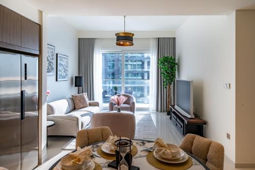 Homes Beyond I Stunning Oceanfront 2 BR Apartment, Dubaï