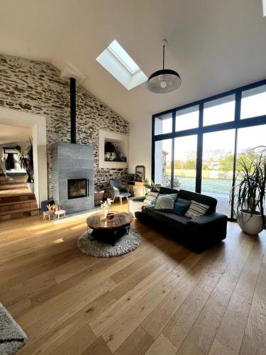 Divatte, Belle maison 8 pers en bord de Loire gîte à louer Mauves-sur-Loire