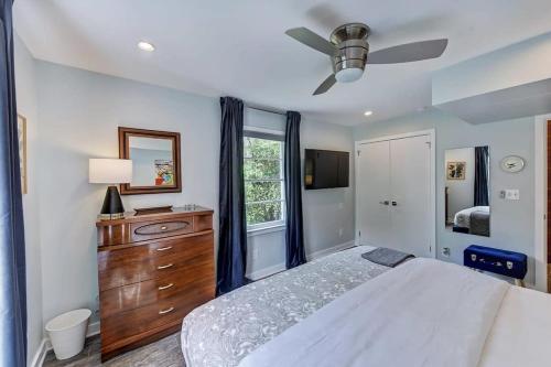 Experience Myers Park in Style