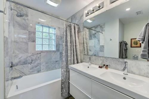 Relax and Recharge in Myers Park