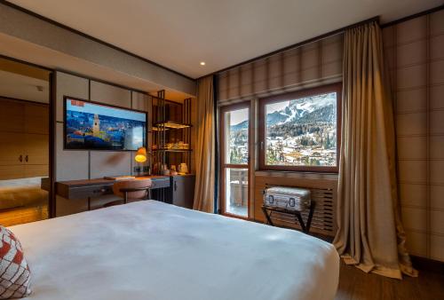 Eight Cortina, Belluno