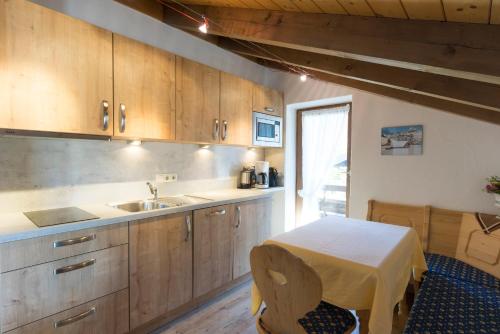 One-Bedroom Apartment room in Ferienwohnung Hünten