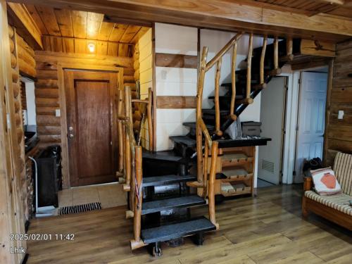 Hilltop Cabin Hilltop Cabin