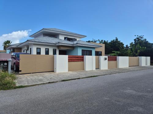 Vista exterior, Sunflower-Lodge in Tera Kora