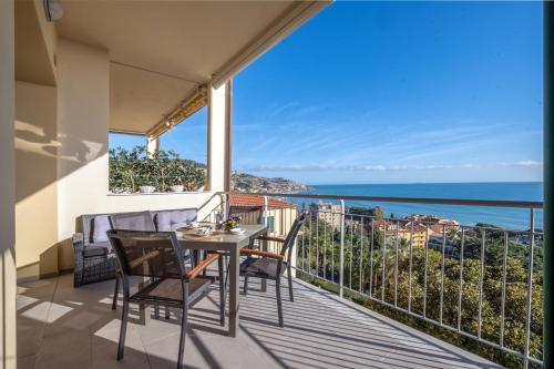 Terrazza sul mare, Sanremo (foto 4)