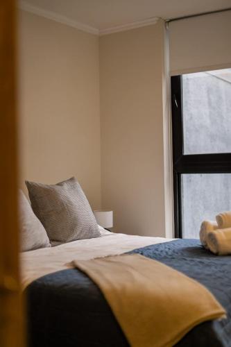 Central Studio Steps from Santa Ana Metro Station