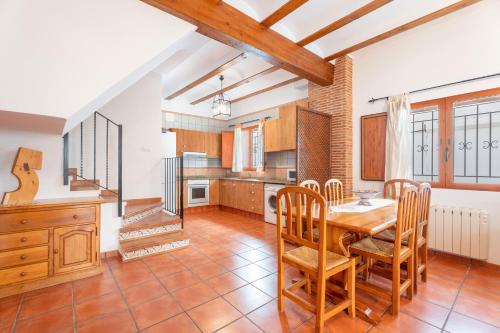 المنظر الخارجي, Cueva De La Portería (Cueva De La Porteria) in Chulilla